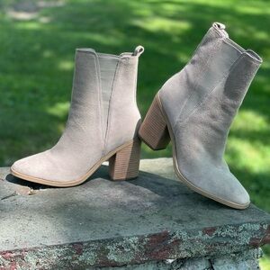 Marc Fisher LTD Kristie Bootie in Light Natural size 7 - NWOB